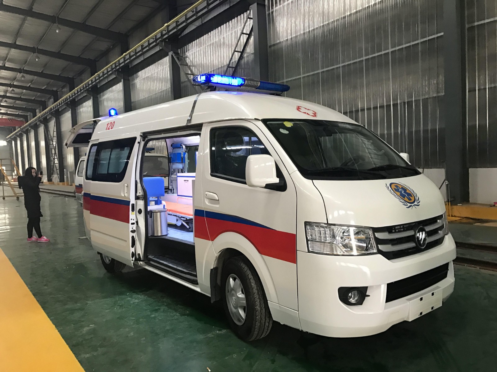 平果县救护车转院